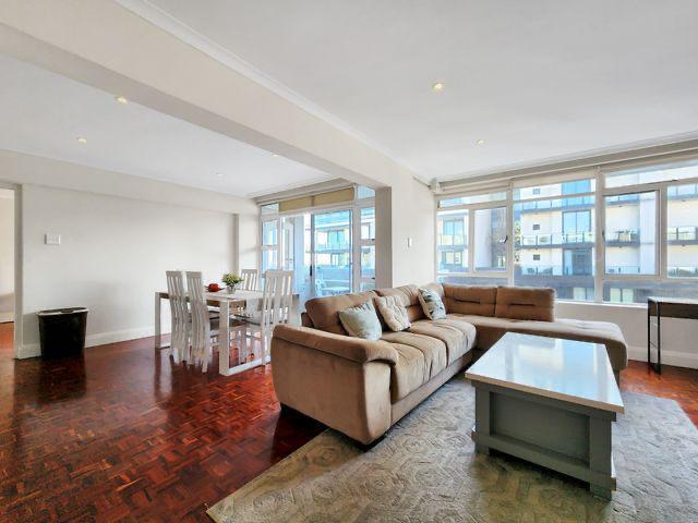 To Let 2 Bedroom Property for Rent in Sea Point Western Cape